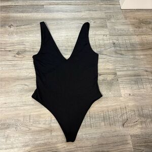 Babaton Elegant Black bodysuit